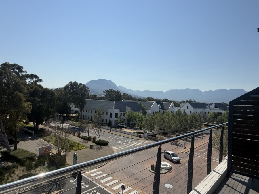 To Let Commercial Property for Rent in Paardevlei Western Cape